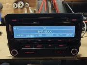 Radio rcd310 5m0035186j sprawne z kodem VW Polo 6r Passat B7 Tiguan touran
