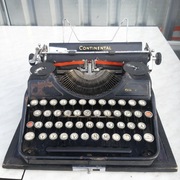 Stara maszyna do pisania Continental 