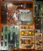 Elektronika Panasonic plazma P65VT60 - wszystkie karty, głośniki, kable