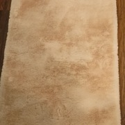 Dywan nowy, beżowy miękki, typu rabbit