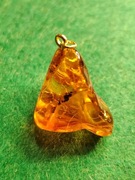 Wisiorek z naturalnego BURSZTYNU bałtyckiego | 4g | Unikat | Jantar