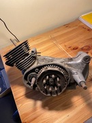 Motocykl zabytkowy - silnik niekompletny