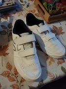 Buty białe dla dziewczynki 