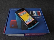Nokia 500 RM-750 - Symbian Belle - cały zestaw, wymienne obudowy