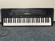 Keyboard Yamaha PSR-E273 – stan bardzo dobry, niemal nieużywany