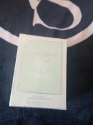 Women sicret eau its fresh