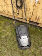 Elektryczna kosiarka poduszkowa Titan TTB1019HVM 1800W