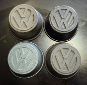 321601171A VOLKSWAGEN GOLF I KAPSEL KOŁPAK 4 SZTUKI