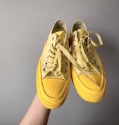 Żółte, niskie Converse Chuck Taylor, rozmiar 37