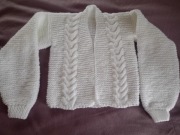 Eleganckie Śnieżnobiałe Bolerko Komunijne – Rękodzieło 