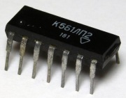 Układ scalony logiczny CMOS K561LP2 ( CD4011B, CD4030 )