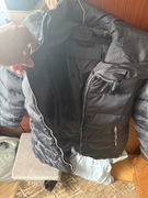 Kurtka jak widać na zdjęciu 