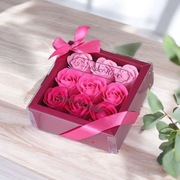 Elegancki zestaw mydelek 9 szt