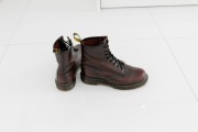 Dr Martens skóra 38