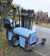 Wózek widłowy terenowy podwieszany MOFET 