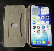 Iphone 11 w bardzo dobrym stanie