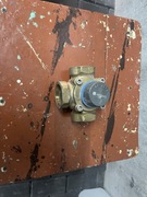 zawór Arfiso złoty