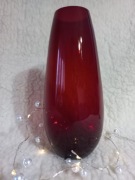 Czerwony wazon szkło PRL