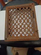 Kratka wentylacyjna do kominka lub sciany 