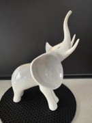 Słoń Hollohaza Kultowa Porcelana New Look, lata 60/70, Sygnowany