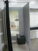 przymierzalnia do sklepu