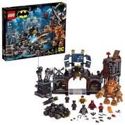 LEGO SUPER HEROES Atak na Jaskinię Batmana 76122