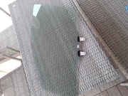 Szyba przednia drzwi lewych suzuki sx4s-cross 