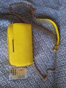 Torebeczka mala  zolta ze zlotym lancuszkiem H&M 