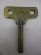 STARY ZABYTKOWY KLUCZ DO ZEGARA 3,5 mm.