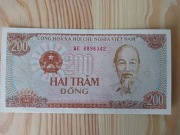 Banknot Wietnam 200 HAI TRAM DONG