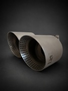 Podwójna końcówka wydechu tłumika AKRAPOVIC GRAFIT 63/101 + 76/114 M