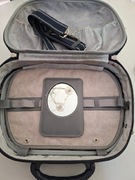 Kuferek na przybory toaletowe