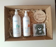 Zestaw dla niemowlaka – Ziaja, gryzak miś, pieluszka, tabliczkaP