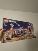 LEGO 42605 - Stacja kosmiczna i rakieta