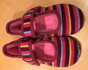 NOWE pantofle / kapcioszki r 19/20 wkł. 11,7 cm