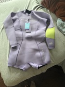 Sprzedam damską piankę do sportów wodnych!