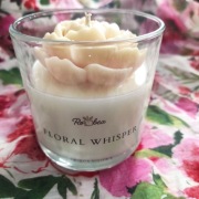Świeca sojowa  "Flora Whisper" z piwonią, Robea, Simple