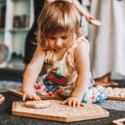 Naturalna ścieżka sensoryczna / panele sensoryczne