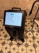 Alma DermaClear 3-w-1 profesjonalne urządzenie do hydradermabrazji