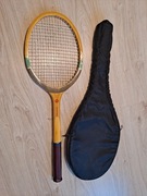 stara rakieta do tenisa ziemnego