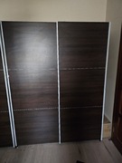 Szafa z drzwiami przesuwanymi