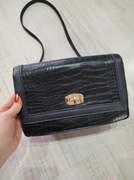 Czarna torebka na ramię Sinsay