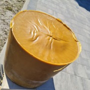 Wosk pszczeli naturalny z własnej pasieki 0.5 kg