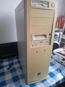 Stary retro komputer Hercules 3D Prophet 4500 Intel Pentium Kyro II