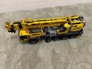 Lego Technic 42009 Mobile Crane MKII