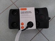 Listwa zasilająca z ochroną przeciwprzepięciową  Hykker - 8 gniazd i USB A