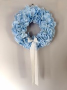 Wianek na drzwi z hortensji 