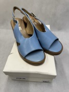Sandały na korku niebieskie skórzane rozmiar 39