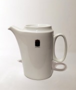 Porcelanowy dzbanek 