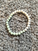 Bransoletka z koralików z kamieni półszlachetnych rękodzieło